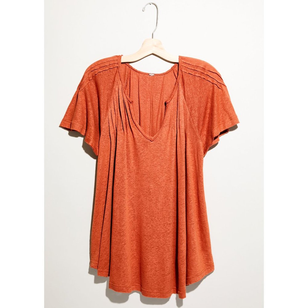 NWT Free People Lovely Day Tee / Redtile